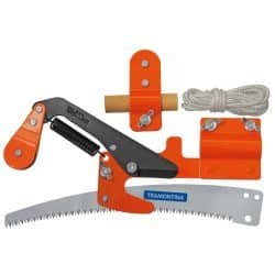 ماكنة قطع الأغصان