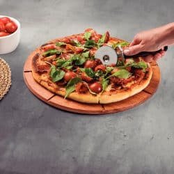 cortador para pizza tramontina utilita em aco inox com cabo de polipropileno preto 58493 02