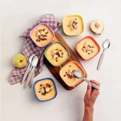 Alternative view of طقم حلويات متعدد الالوان من مادة البولي بروبيلين المختلطة، 12 قطعة