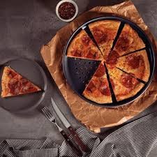 Alternative view of صينية بيتزا ترامونتينا  من الألومنيوم مع طلاء داخلي وخارجي غير لاصق صحي 100%، 30 سم