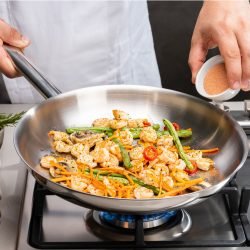 مقلاة ترامونتينا الاستنالس ستيل  من الفولاذ المقاوم للصدأ صحية 100% مع قاعدة ومقبض ثلاثي الطبقات 30 سم 2.9 لتر