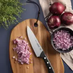 Alternative view of سكين الطاهي ترامونتينا بشفرة من الفولاذ المقاوم للصدأ ومقبض من البولي كربونات الأسود، مقاس 6 بوصات