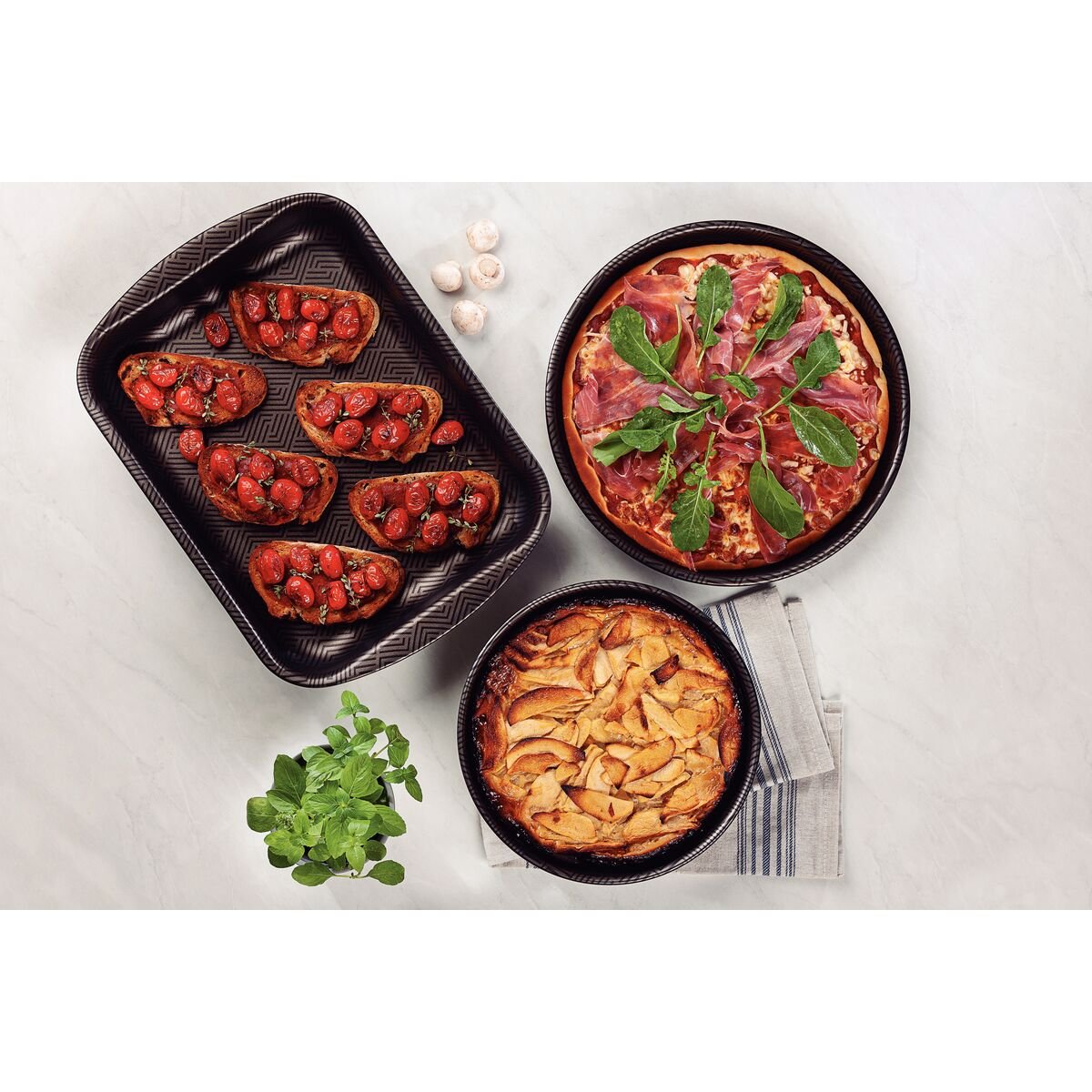 طقم صواني تحميص من الألومنيوم من ترامونتينا مع طلاء ستارفلون ماكس الرصاص الداخلي والخارجي غير اللاصق، 3 قطع 1 طقم صواني تحميص من الألومنيوم من ترامونتينا مع طلاء ستارفلون ماكس الرصاص الداخلي والخارجي غير اللاصق، 3 قطع