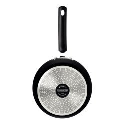 Alternative view of قدر كسرولة ترامونتينا موناكو للطهي الحثي من الألومنيوم مع طبقة ستارفلون الممتازة غير اللاصقة الداخلية والخارجية باللون الأسود وغطاء زجاجي، 20 سم، 2.6 لتر