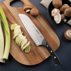 سكين سولوتا مصنوعة من الاستلس ستيل 8" بضمان 10 سنوات بشفرة مصنوعة من الفولاذ المقاوم للصدأ عالي الجودة ومقبض مصنوع من البولي كربونات المقوى بالألياف الزجاجية