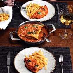 مقلاة ترامونتينا غرانو المصنوعة من الأستلس ستيل المقاوم للصدأ بقطر 30 سم، ذات هيكل ثلاثي الطبقات