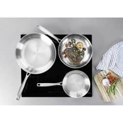 Alternative view of مقلاة ترامونتينا غرانو 20 سم 1.2 لتر مصنوعة من الأستلس ستيل المقاوم للصدأ بجسم ثلاثي الطبقات ومقبض طويل